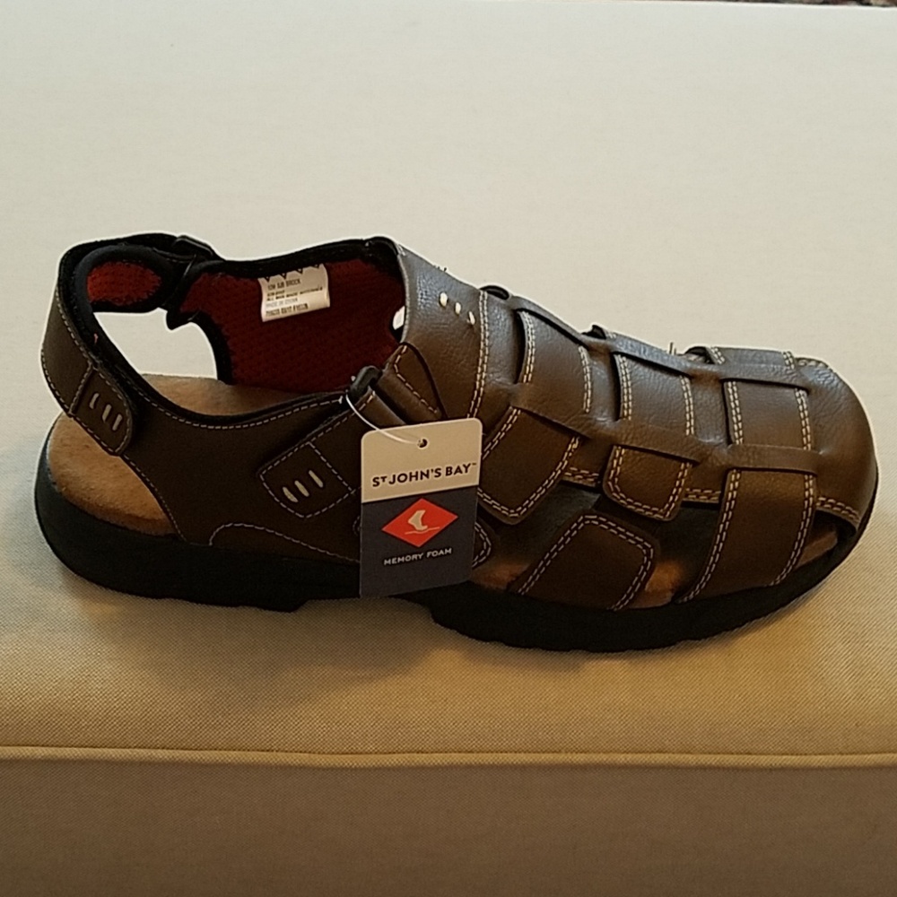 New St John's Bay Men's sandals size 12